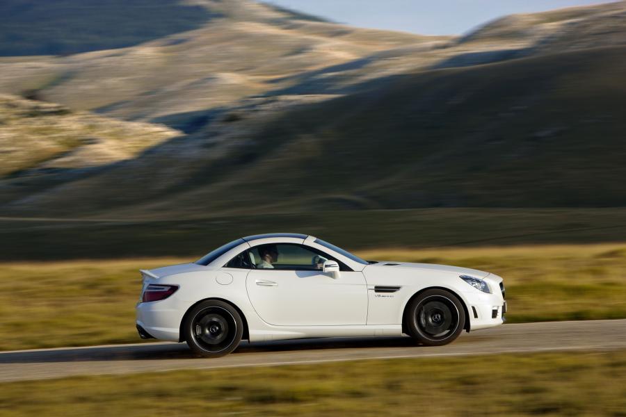  Mercedes-Benz SLK55 AMG 2011 года  (фото 12 из 34)